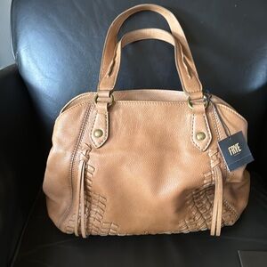 Frye Meadows Shopper Beige